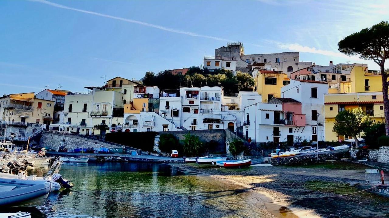 Relais Del Mare Con Terrazza Fronte Mare Free Parking Διαμέρισμα Massa Lubrense Εξωτερικό φωτογραφία